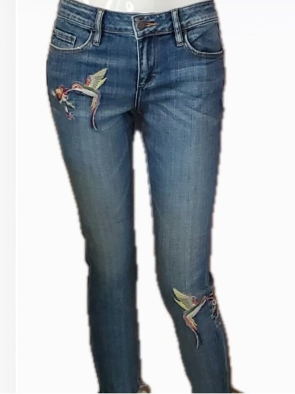 Hummingbird Embroidered, Raw Hem Ankle Jeans Size 28 by HIdden